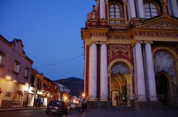 Plaza Hostel Sj 2 Salta Eksteriør bilde